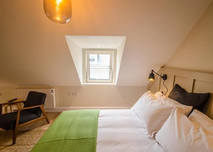Rookery Lane Food And Lodging